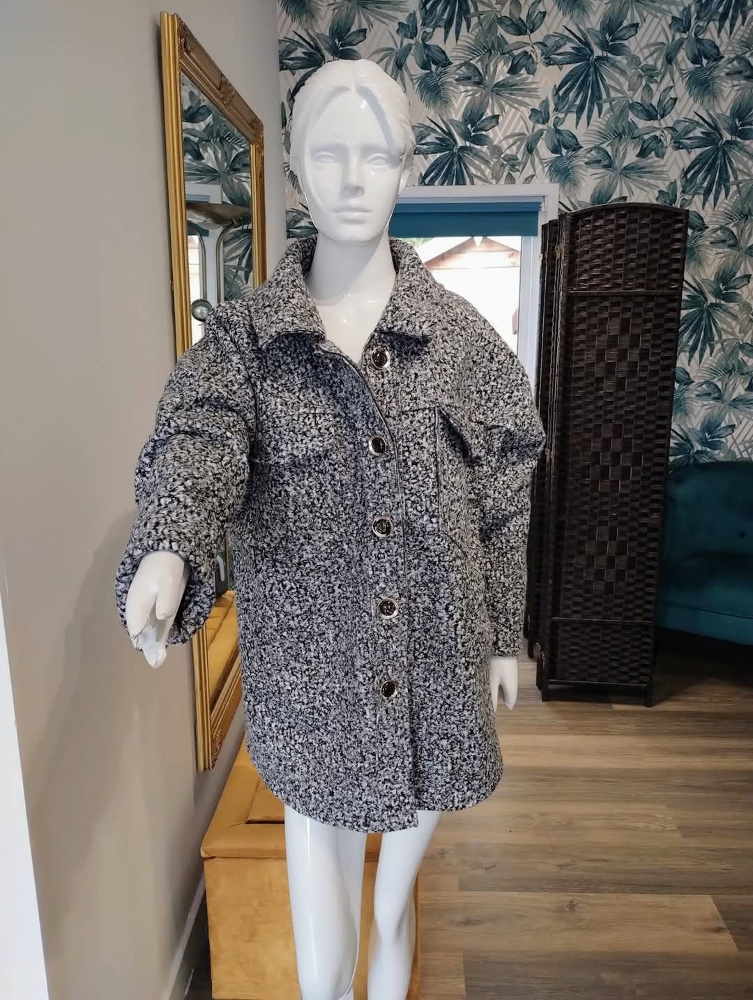 Collared jacket
