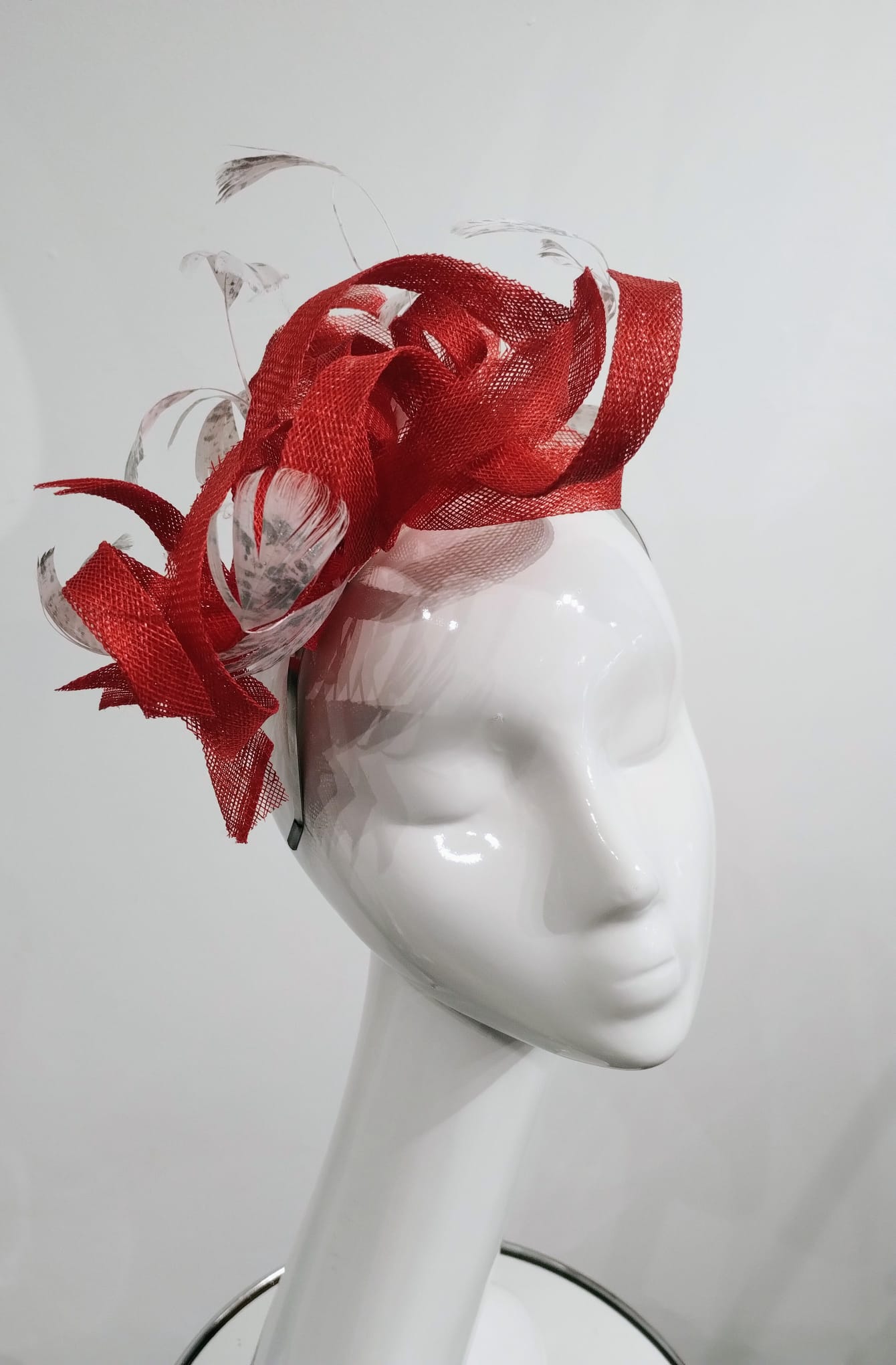 Canvas fascinator