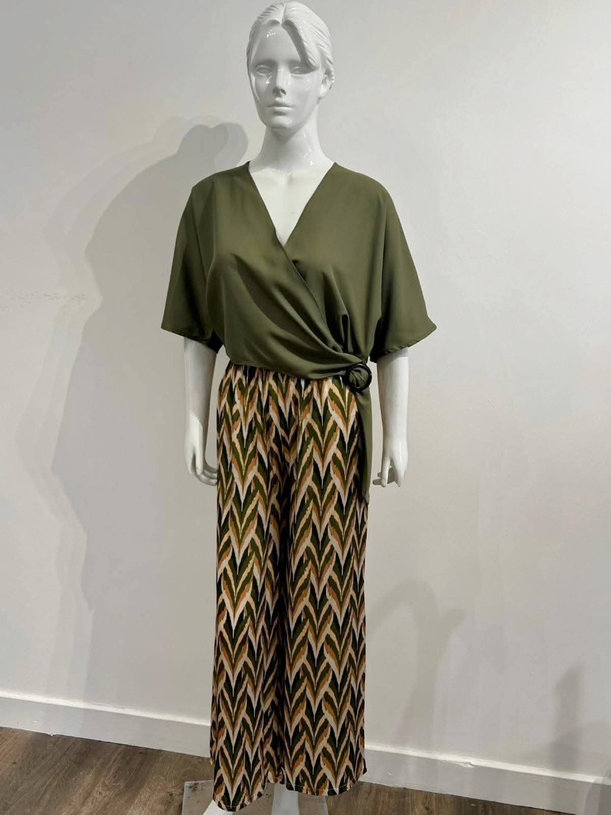 Patterned trousers