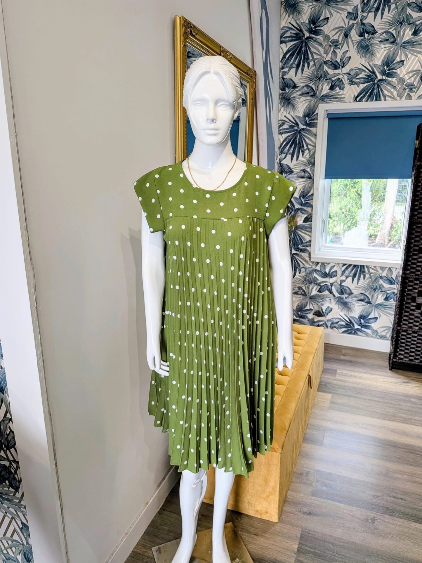 Pleated dolly dress