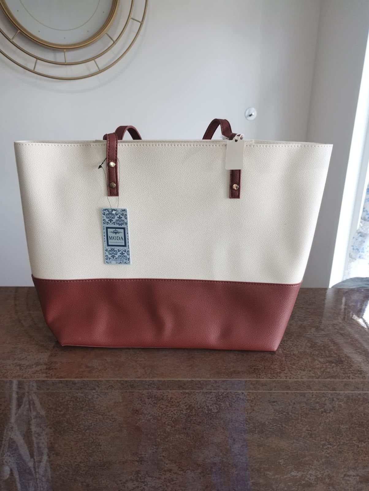 Bucket bag