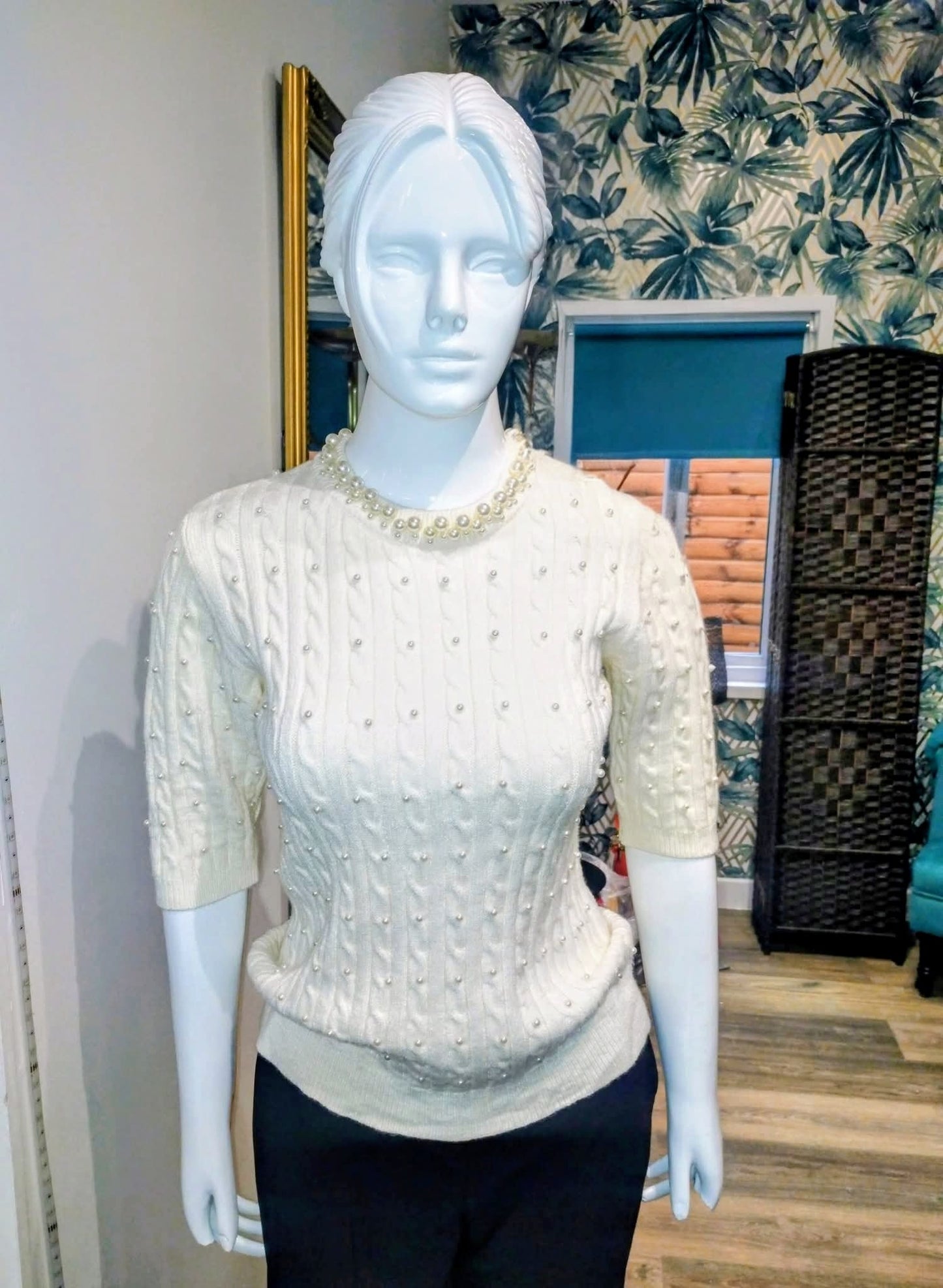 Cable knit jumper