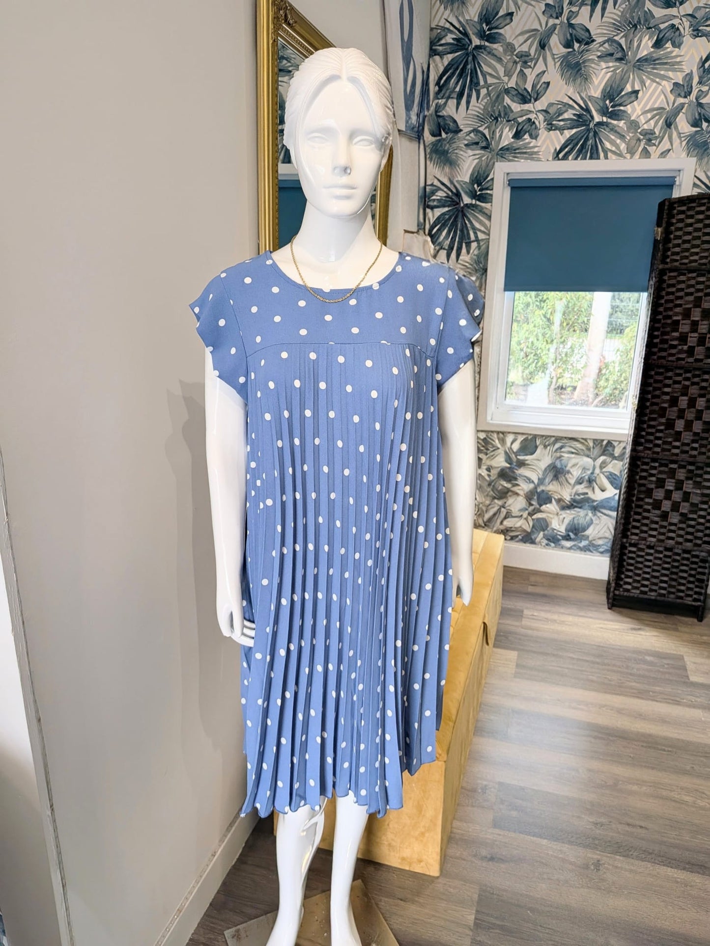 Pleated dolly dress