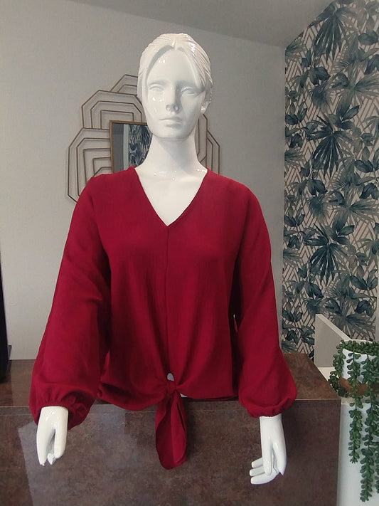 Long sleeved burgundy top